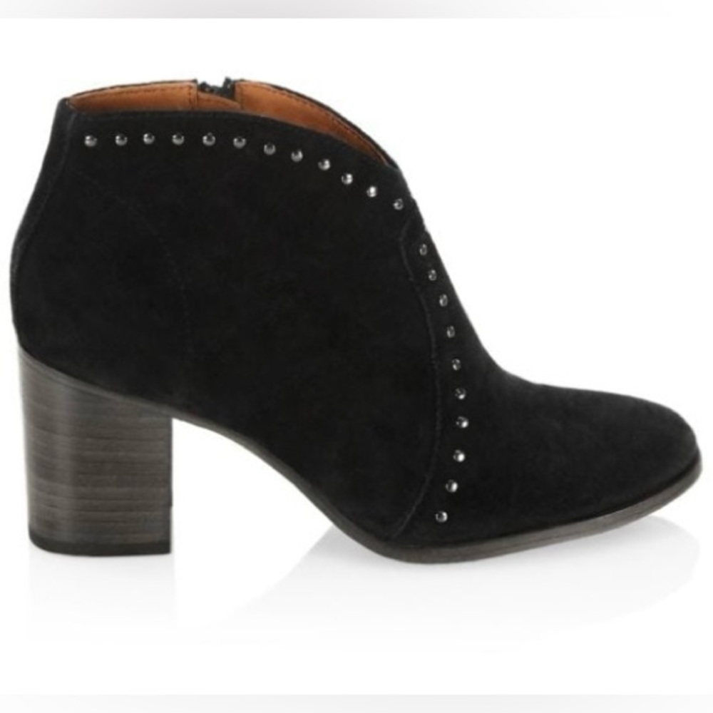 Frye Nora Studded Suede Ankle Boot, size 7B